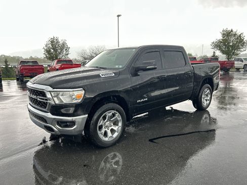 Used 2023 RAM 1500 Big Horn AWD/4WD image 3