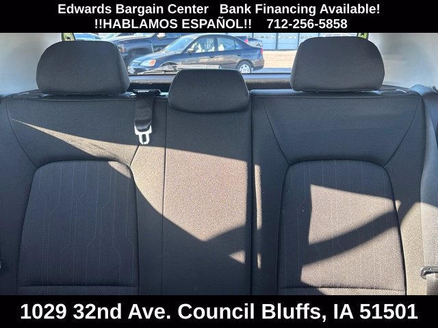 Used 2023 Hyundai Venue SE FWD image 19