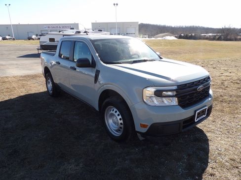 Used 2024 Ford Maverick XL image 5