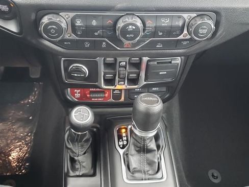 New 2026 Jeep Gladiator Sport image 10