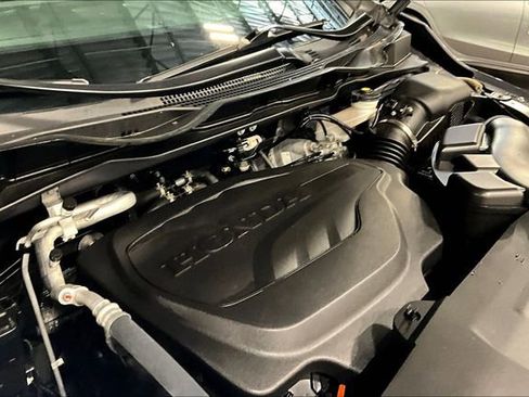 Used 2024 Honda Odyssey Elite image 32