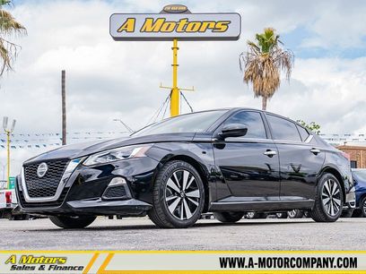 Used 2022 Nissan Altima 2.5 SV