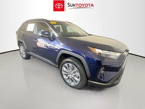 Used 2023 Toyota RAV4 XLE Premium image 1