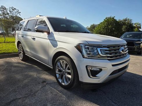 Used 2019 Ford Expedition Limited w/ Equipment Group 302A RWD image 3