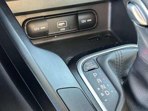 Used 2020 Kia Soul S image 26