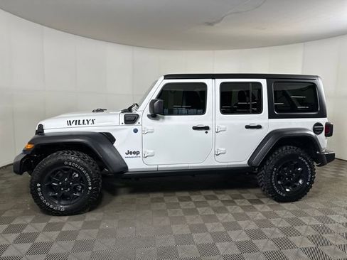 Used 2023 Jeep Wrangler Unlimited w/ 8.4" Radio Group AWD/4WD image 5