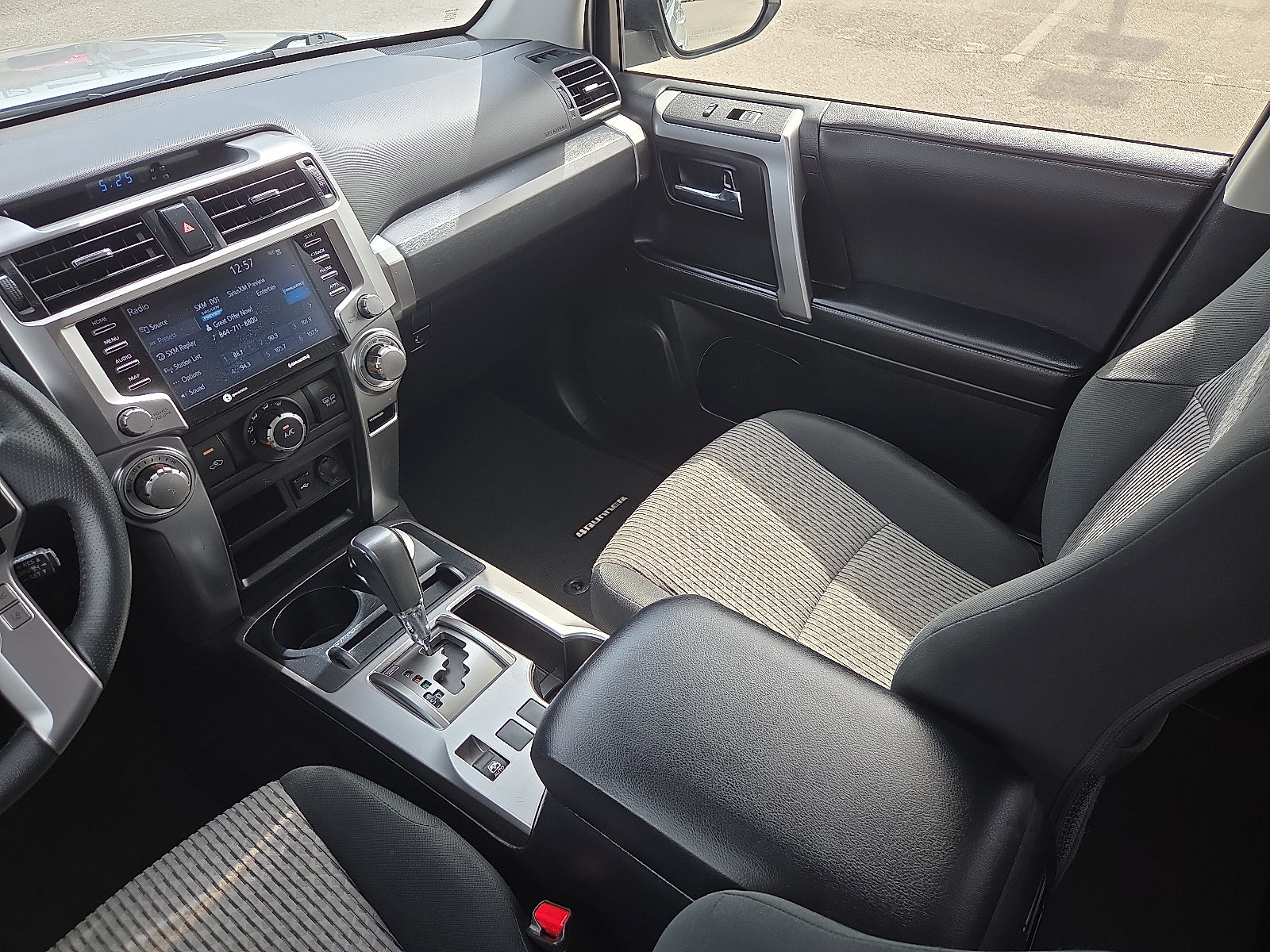Used 2023 Toyota 4Runner SR5 AWD/4WD image 12