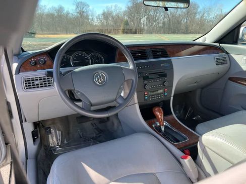 Used 2005 Buick LaCrosse CXL image 25
