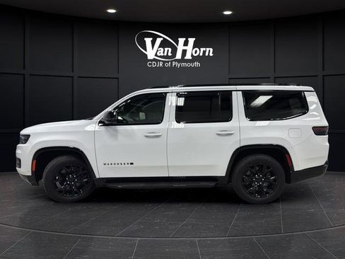 Used 2024 Jeep Wagoneer Series II w/ Convenience Group I AWD/4WD image 4