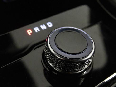 Used 2021 Jeep Grand Cherokee L Altitude image 24