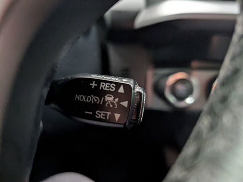 Used 2020 Toyota Tacoma TRD Off-Road image 20