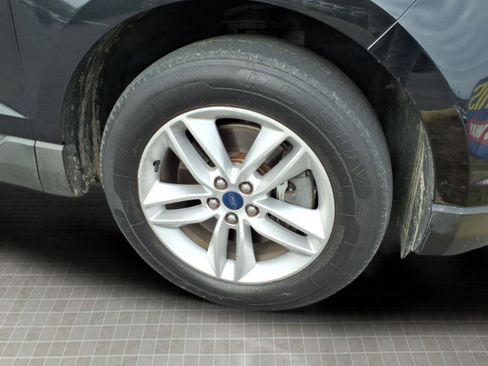 Used 2015 Ford Edge SEL w/ Equipment Group 201A image 9