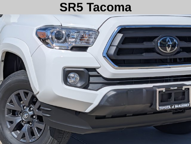 Used 2023 Toyota Tacoma SR5 AWD/4WD image 3