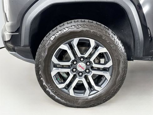 Used 2024 GMC Canyon AT4 w/ AT4 Premium Package AWD/4WD image 43