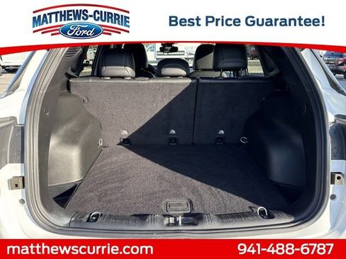 Used 2024 Jeep Compass Latitude image 13