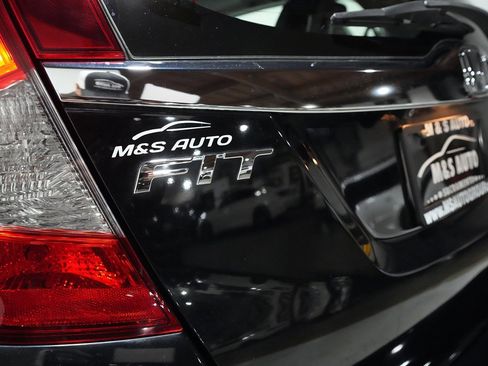 Used 2019 Honda Fit EX-L image 11