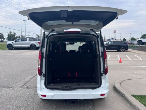 Used 2020 Ford Transit Connect XLT FWD image 15