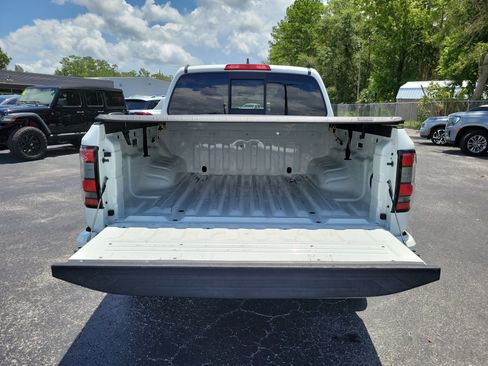 Used 2022 Nissan Frontier SV RWD image 23