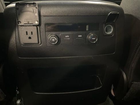 Used 2016 Chevrolet Tahoe LT image 41