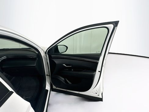 Used 2024 Hyundai Tucson SE FWD image 30