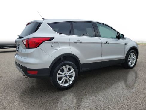 Used 2019 Ford Escape SE AWD/4WD image 4