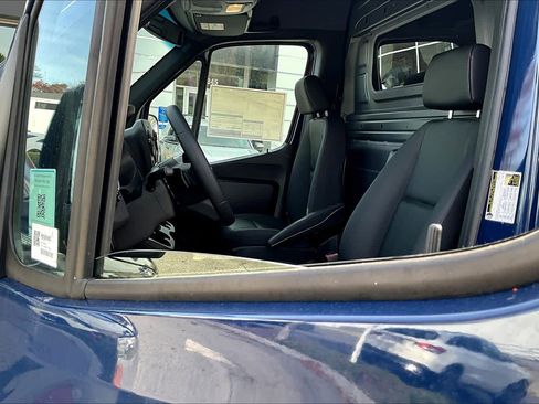 New 2026 Mercedes-Benz Sprinter 2500 image 14