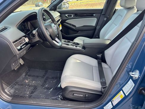 Certified 2026 Honda Civic Sport Touring image 11