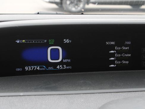 Used 2020 Toyota Prius Prime XLE FWD image 10