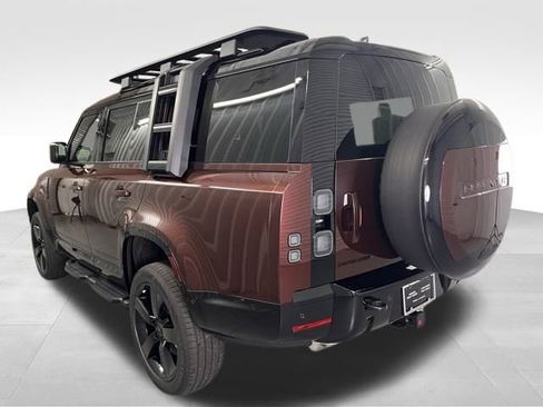 New 2026 Land Rover Defender 130 X-Dynamic SE image 7