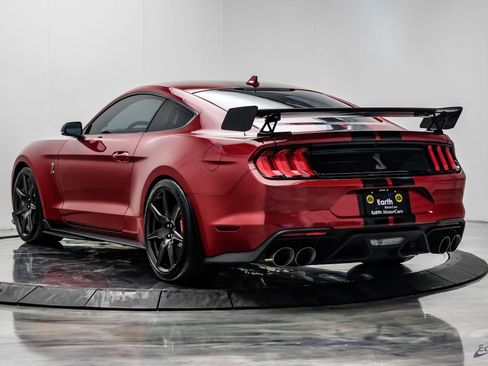 Used 2020 Ford Mustang Shelby GT500 w/ Carbon Fiber Track Pack RWD image 13