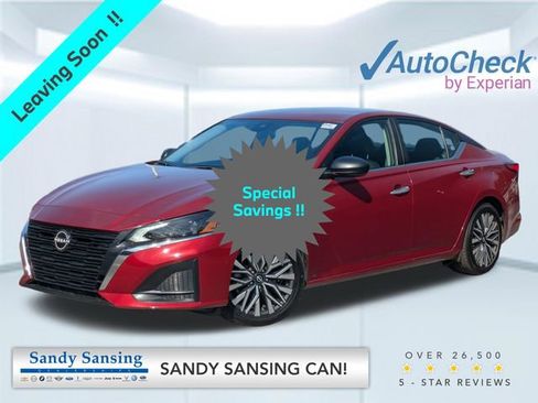 Used 2024 Nissan Altima 2.5 SV FWD image 1