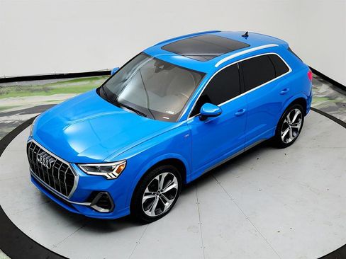 Used 2021 Audi Q3 2.0T Premium Plus w/ Premium Plus Package image 33