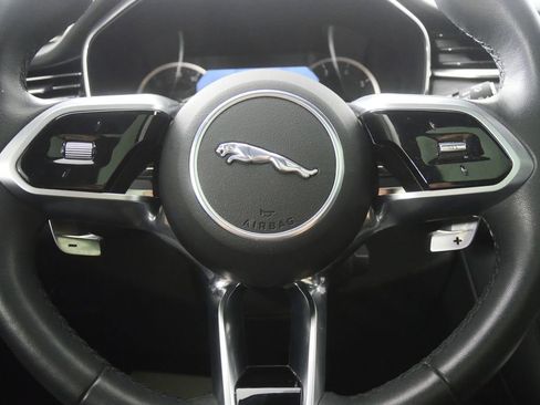 Used 2023 Jaguar F-PACE S AWD/4WD image 14