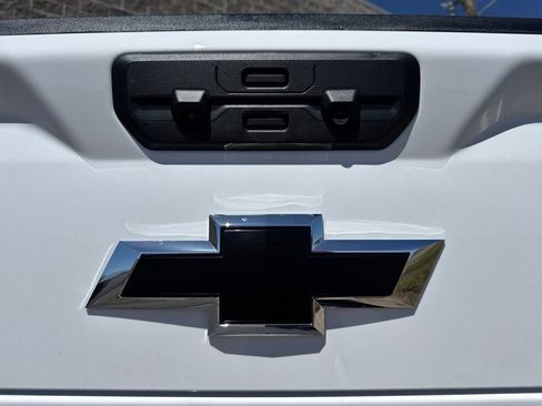 New 2026 Chevrolet Silverado 1500 ZR2 w/ LPO, Dark Essentials Package AWD/4WD image 11