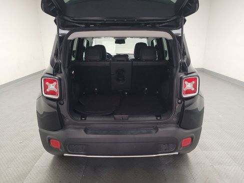Used 2016 Jeep Renegade Limited image 29
