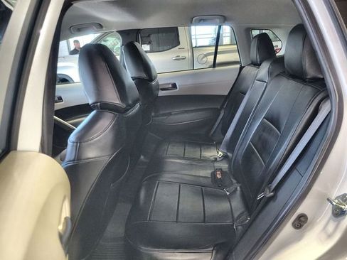 Used 2024 Toyota Corolla Cross LE FWD image 22
