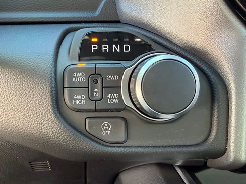 New 2026 RAM 1500 4x4 Crew Cab image 22