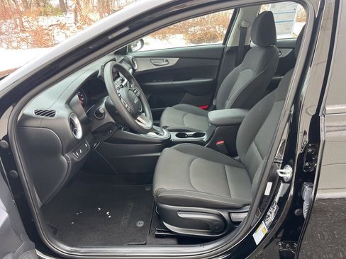 Used 2024 Kia Forte LXS w/ LXS Technology Package image 13