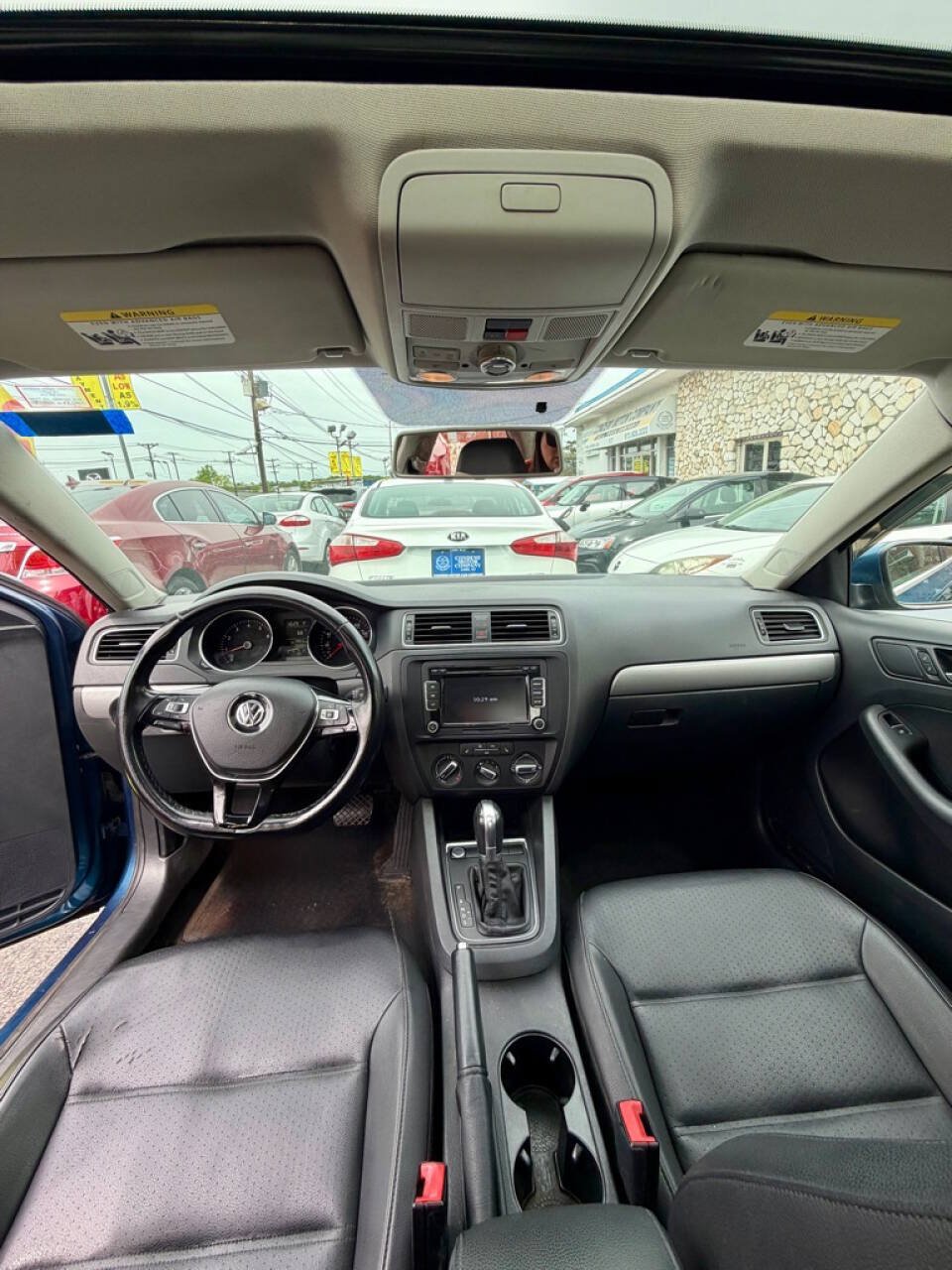 Used 2015 Volkswagen Jetta SE FWD image 20