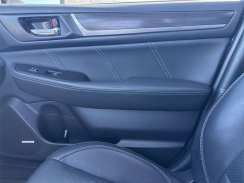 Used 2018 Subaru Legacy 2.5i Limited image 26