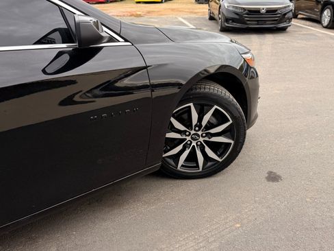 Used 2021 Chevrolet Malibu RS image 16