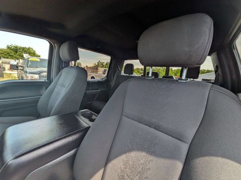 Used 2019 Ford F150 XLT w/ Equipment Group 302A Luxury AWD/4WD image 13