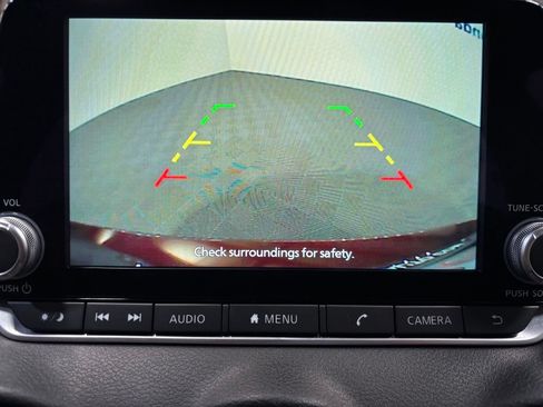 Used 2024 Nissan Sentra SV FWD image 20