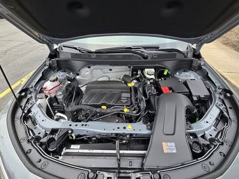 New 2026 Buick Envista Sport Touring w/ Convenience I Package FWD image 3