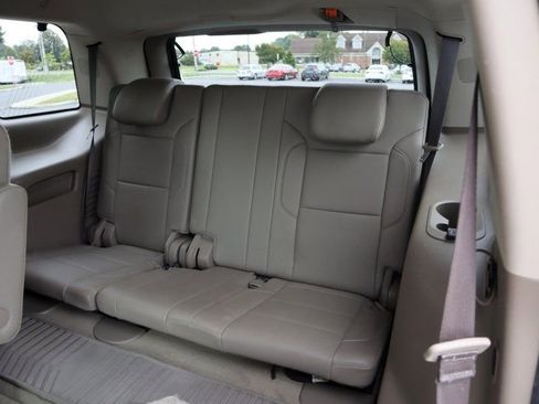 Used 2017 GMC Yukon SLT w/ Open Road Package image 17