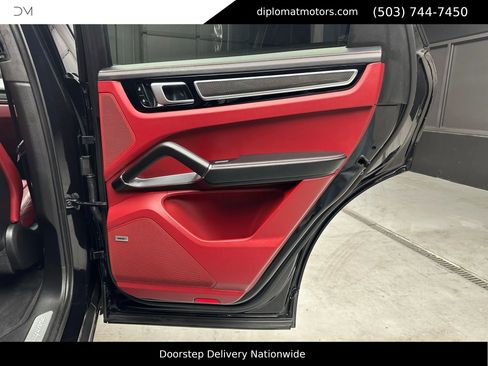 Used 2022 Porsche Cayenne Turbo w/ Performance Package (PG2) image 42