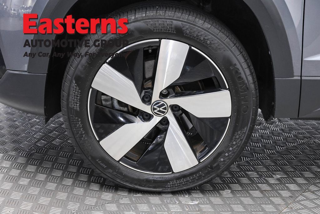 Used 2024 Volkswagen Taos S AWD/4WD image 34