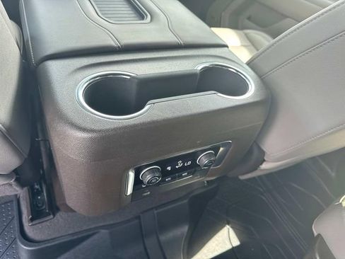 Certified 2022 Chevrolet Tahoe LT w/ LT Signature Plus Package AWD/4WD image 21