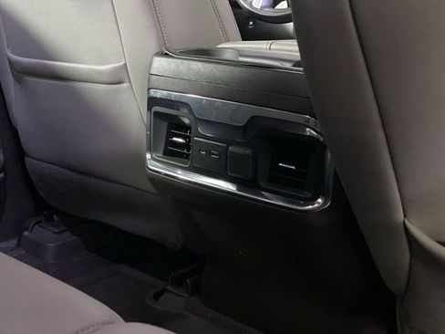 Used 2022 Chevrolet Silverado 2500 LTZ w/ LTZ Premium Package image 27