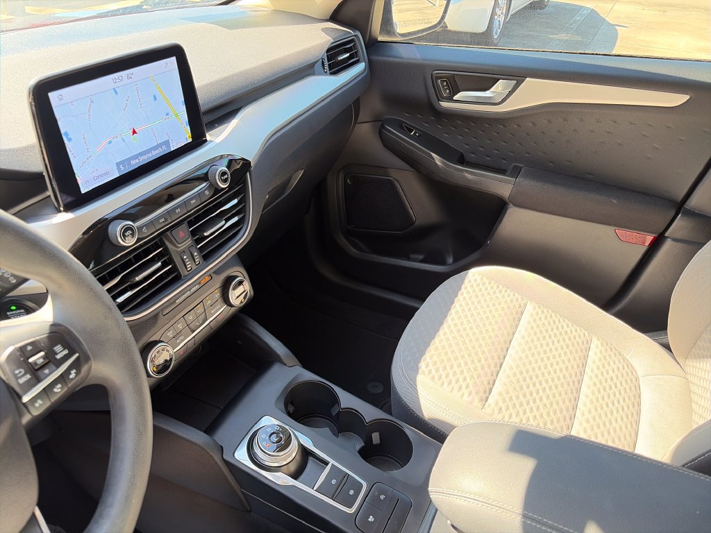 Certified 2020 Ford Escape SE FWD image 28